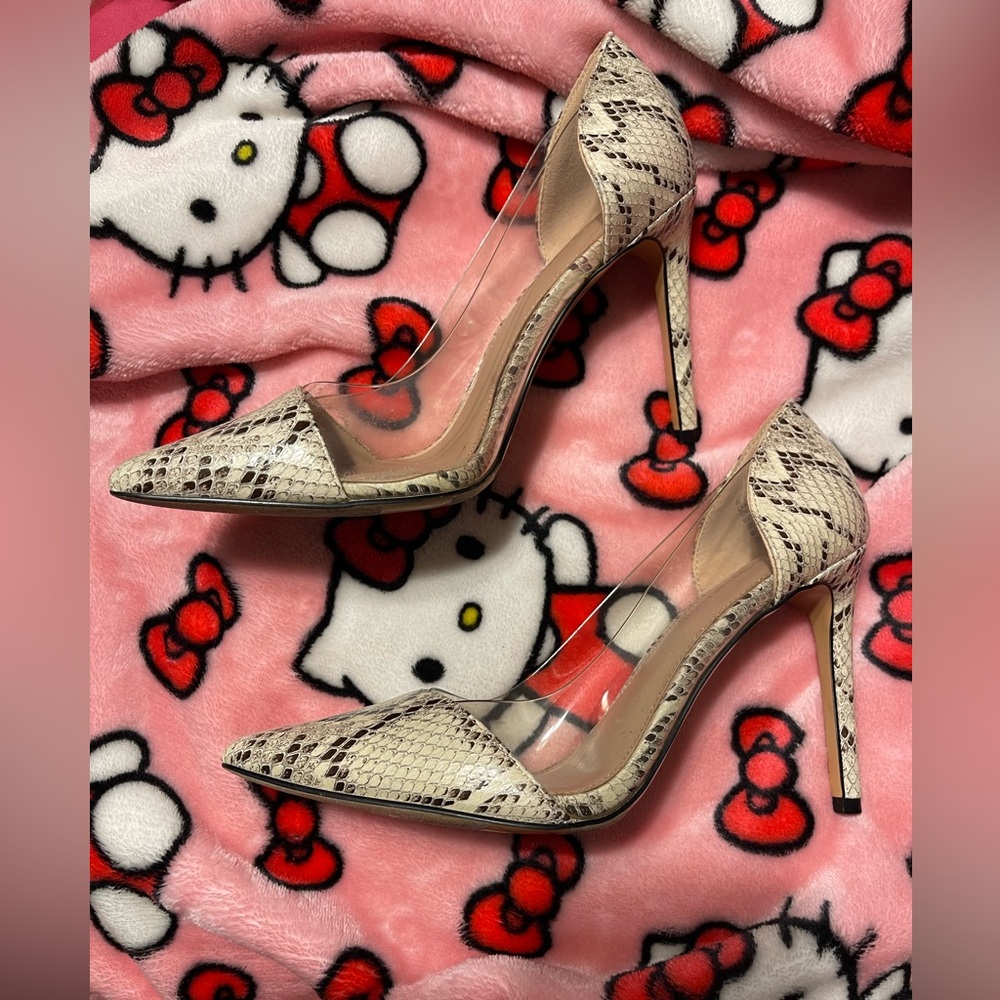 Heels - Picture 3 of 4